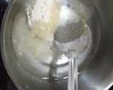 A picture of step 2 of Strawberry panna cotta.