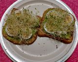 Foto del paso 2 de la receta: Avocado toast con huevo duro