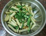 সজনে ডাঁটা সর্ষে দিয়ে (Sajne danta sorshe diye recipe in Bengali) রেসিপির ধাপ 1 ছবি