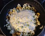 Foto del paso 4 de la receta: Capelettini a la crema de repollo