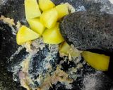 Foto langkah ke 3 dari resep Perkedel Kentang.