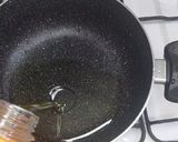 A picture of step 2 of Tum yum Sausages rice.