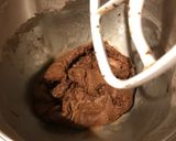 Foto del passaggio 7 della ricetta Cornetti sfogliati alla vaniglia variegati al cacao🥐