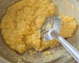 A picture of step 2 of Makhandi halwa.
