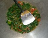 Foto langkah ke 4 dari resep Tumis Cecek Tempe Kacang.