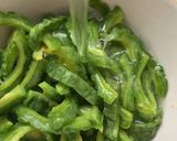 A picture of step 1 of Stir fried bitter gourd with glass noodles.