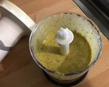 Une image de l'étape 4 de Sauce salade épicée aux herbes, moutarde et melfor.