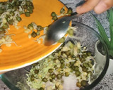 हेल्दी स्प्राऊट अँड व्हेजी टाकोज (Healthy Sprouts And Veggie Tacos Recipe In Marathi) रेसिपी स्टेप 3 फोटो 