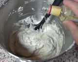 Foto del paso 4 de la receta: Bizcochuelo de claras y limón sin azúcar y sin gluten ideal para desayunos y meriendas