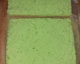 A picture of step 3 of Royal icing Pastries.