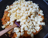 Foto del paso 5 de la receta: Caracolas con Salsa de verduras y atún!😋🍆