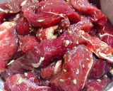 Hình bước làm 1 của món Thịt Bò Kho Cà Ri Sả Ớt