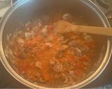 Foto del paso 4 de la receta: Lenguas de cordero a la portuguesa