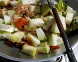 Foto langkah ke 3 dari resep Sayur labu panjang masak santan....