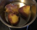 A picture of step 1 of Sweetpotato mochi (steam50m, cook 10min).