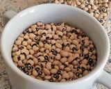 Foto del paso 1 de la receta: Frijoles con pasta y acelgas