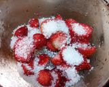 A picture of step 3 of Pancakes with Starwberry Sauce.