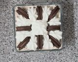 Foto del passaggio 9 della ricetta Cheesecake Oreo al cioccolato senza cottura