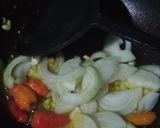 Foto langkah ke 4 dari resep Tumis Daging Sapi dan Kubis.