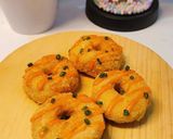 Foto langkah ke 4 dari resep Chicken Doughnuts.
