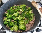 Foto del passaggio 5 della ricetta Orecchiette broccoli e salsiccia