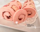 Foto langkah ke 12 dari resep 🍓 Strawberry Roll Cake Bikin Nagih.