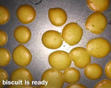கேரளா முட்டை பிஸ்கட்/காயின் பிஸ்கட் ரெசிபி ஸ்டேப் 9 புகைப்படம்