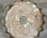 Foto langkah ke 3 dari resep Marble Cake Putih Telur Anti Gagal.
