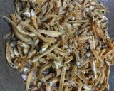 Foto langkah ke 2 dari resep Tumis Teri Gendot Pete.