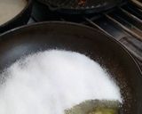 Foto del paso 3 de la receta: Chuletitas de cerdo con caramelo faciles y deliciosas