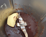 Foto del paso 5 de la receta: Tarta de queso y plátano en Thermomix