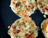 A picture of step 5 of Bread uttapam.
