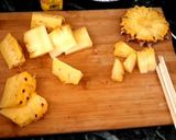 A picture of step 1 of Pineapple grill.