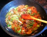 Foto del paso 5 de la receta: Merlucitas sobre cama de verduras al horno