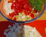A picture of step 2 of Asian style Light lunch soup.