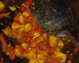 Foto langkah ke 3 dari resep Tumis pindang suwir.