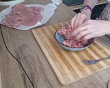Foto del paso 1 de la receta: Pechuga de pavo rellena de chorizo criollo