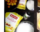 A picture of step 1 of Khubani ka meetha.