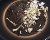 Foto del paso 2 de la receta Tortilla de bimi con jamón