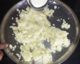 Rosbora /Rava sweet ரோஸ் பரா (Rosebora recipe in tamil) ரெசிபி ஸ்டேப் 4 புகைப்படம்