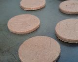 Foto del paso 4 de la receta: 🥳 Receta N° 100 - Alfajor de harina integral y cacao + dulce de