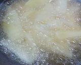 A picture of step 3 of Honey potato chaat.