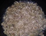 Foto langkah ke 3 dari resep Kue Lumpur Asin Toping Ayam.
