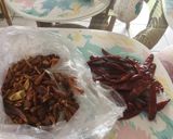 Foto del paso 2 de la receta: Salsa macha con cacahuate