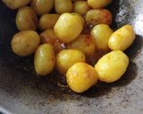 লুচি আলুর দম(luchi aloor dum recipe in Bengali) রেসিপির ধাপ 1 ছবি