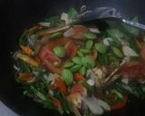 Foto langkah ke 5 dari resep Oseng Pedas Teri Petai Saos Tiram.