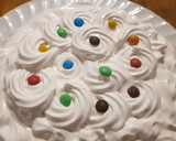 Foto del paso 5 de la receta: Mini torta decorada para cumple🎈🎂