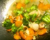Foto langkah ke 4 dari resep Capcay Simple Manis.