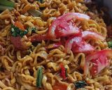 Foto langkah ke 7 dari resep Mie Goreng Simpel.