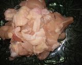 Foto langkah ke 1 dari resep Origano Chicken Sauté with Vegetables.